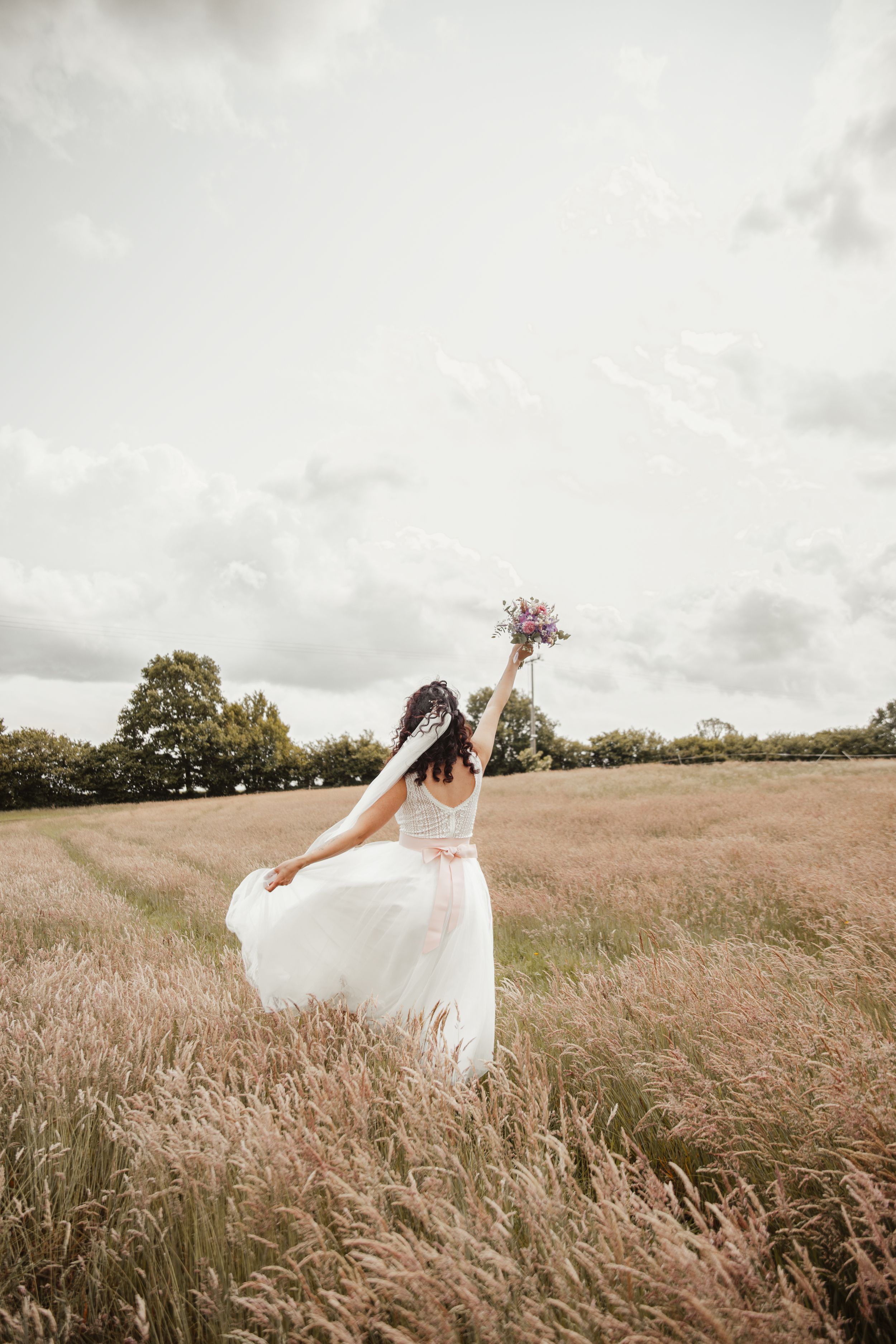 Hochzeitstanz, Brautpaar, Hochzeit, bride, groom, fist dance, first look, love, wedding, elegant , boberger dünen hamburg