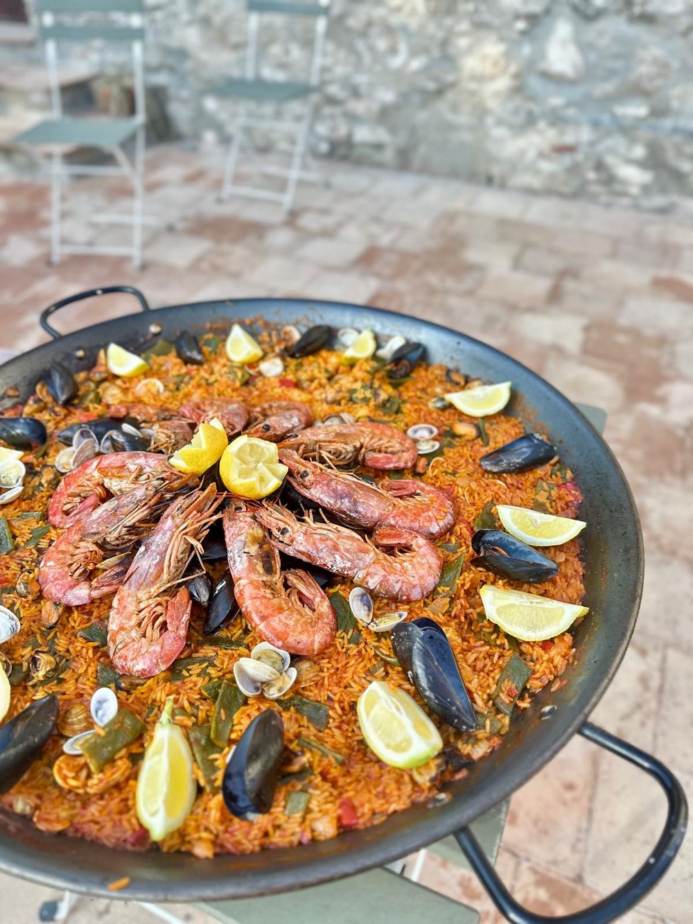 Casa Serena Vida retreat paella