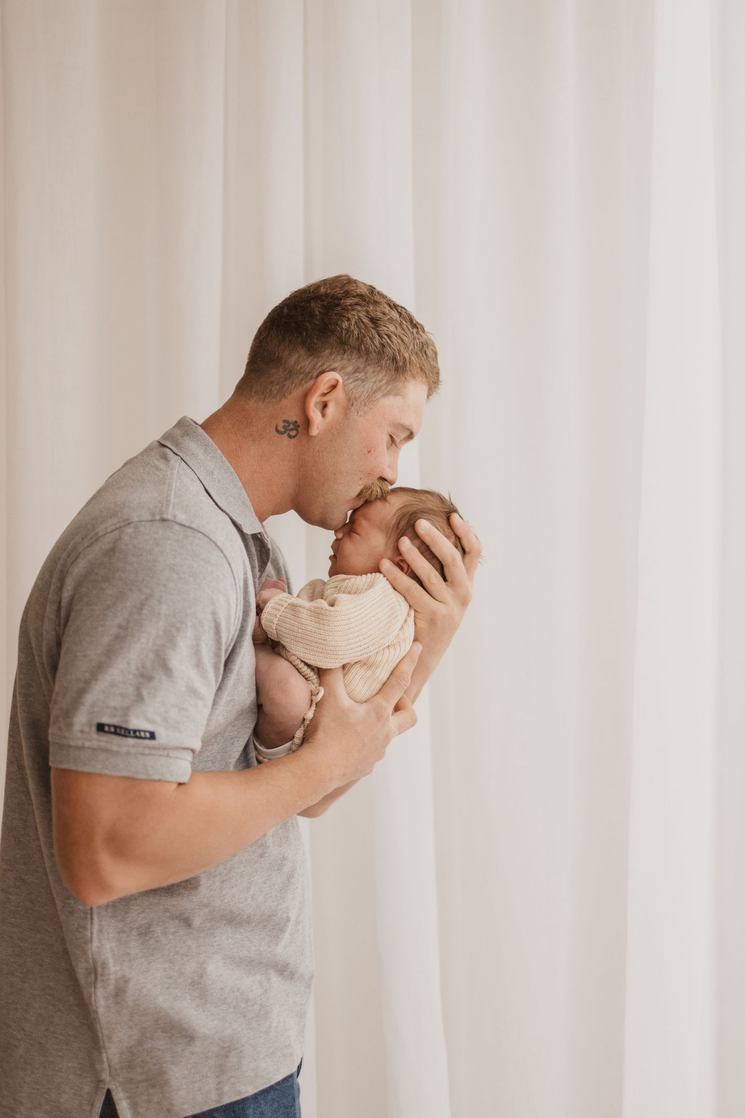 Geelong Lara Torquay Ocean Grove Barwon Heads newborn maternity pregnancy family motherhood couples photographer photography photoshoot
