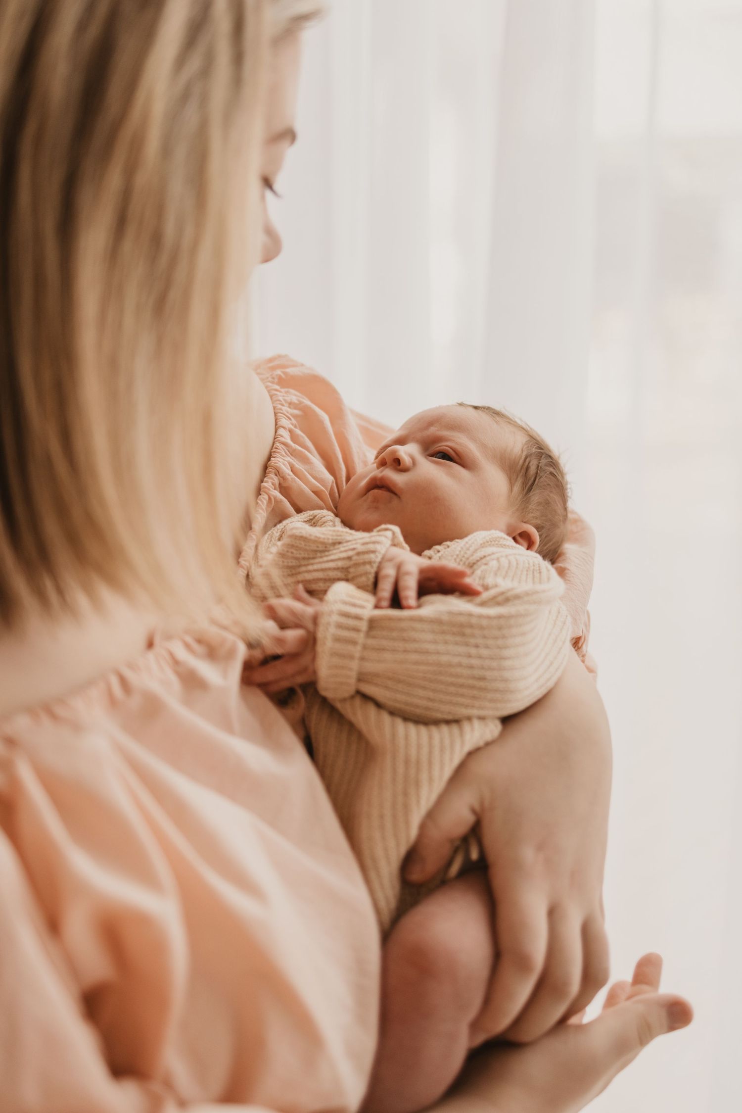 Geelong Lara Torquay Ocean Grove Barwon Heads newborn maternity pregnancy family motherhood couples photographer photography photoshoot