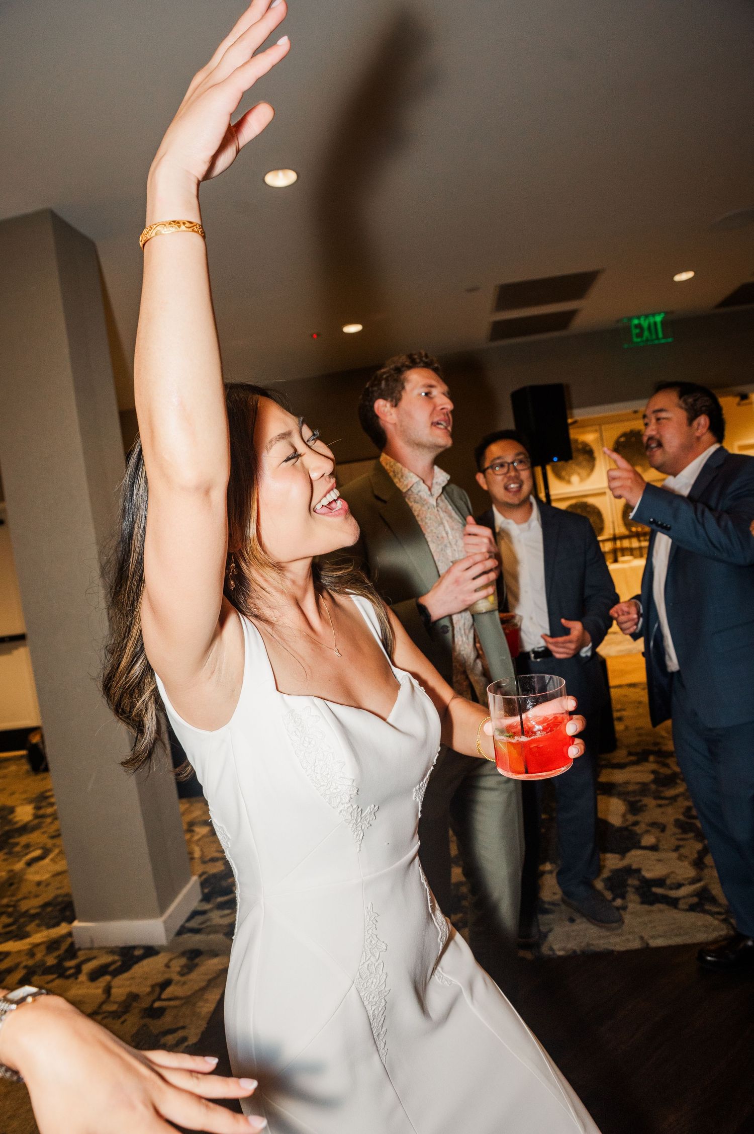 Dominion valley country club wedding pictures