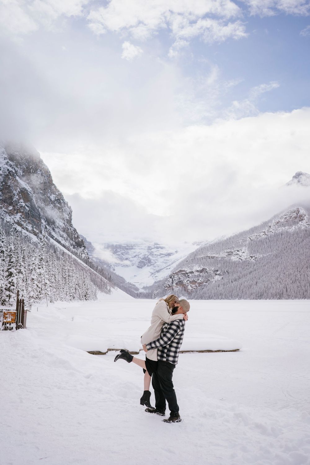 Lake Louise Photographer