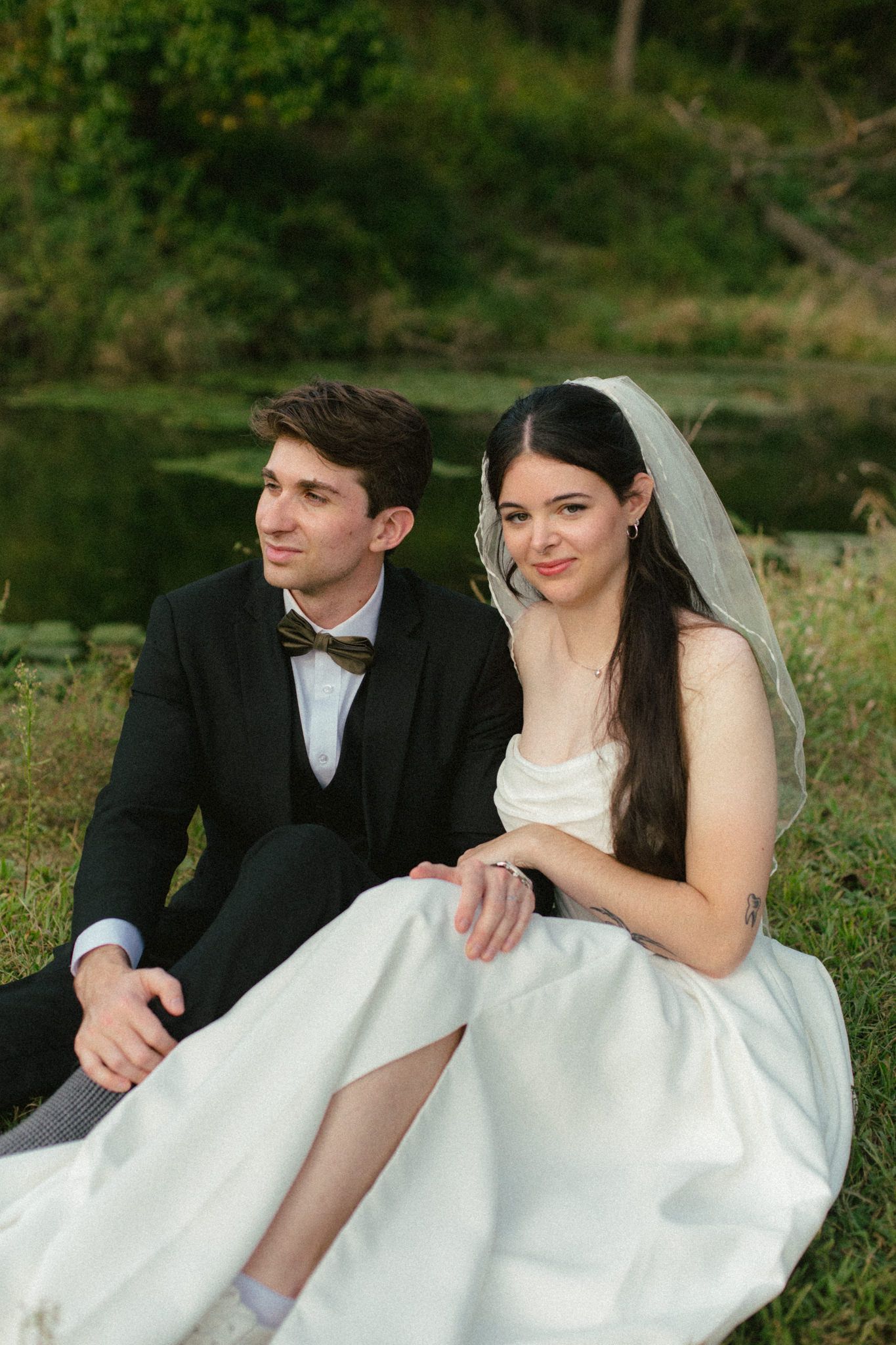 Documentary wedding photographer Omaha