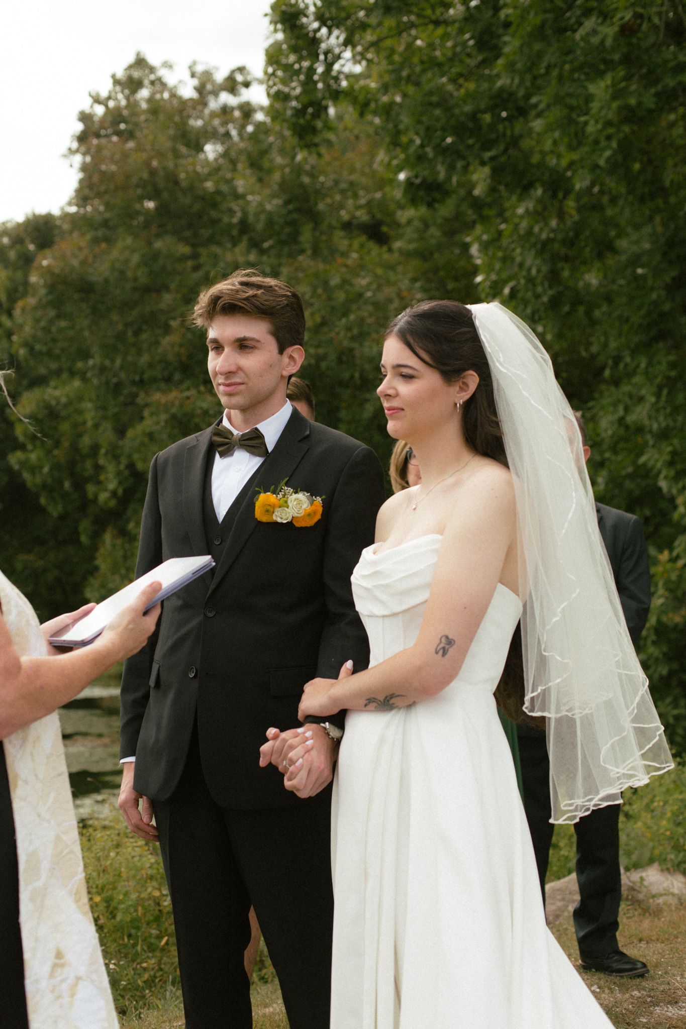 Documentary wedding photographer Omaha