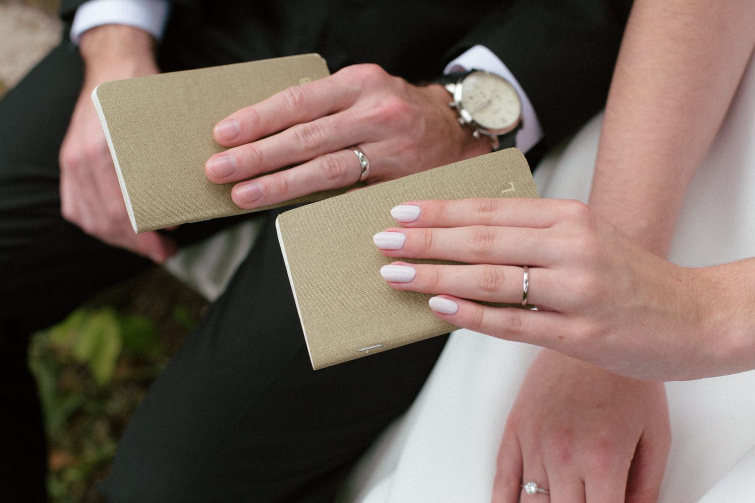 Documentary wedding photographer Omaha