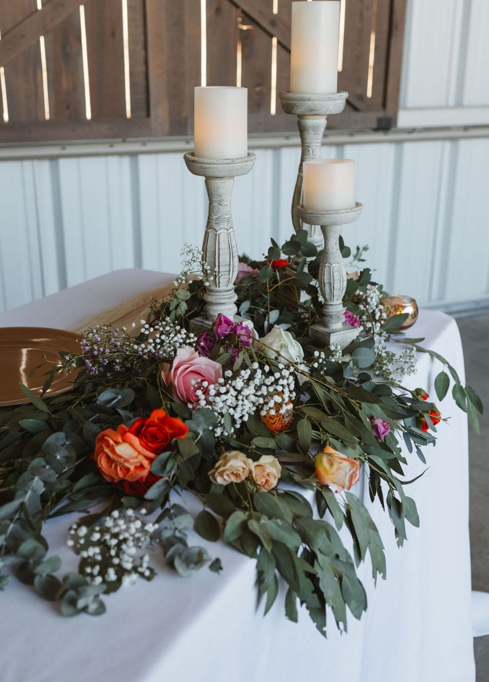 wedding floral and table arrangements