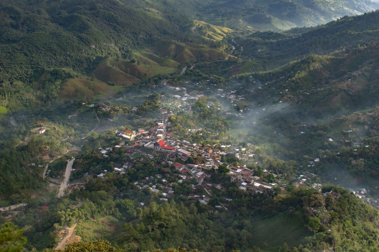 Lanquin town