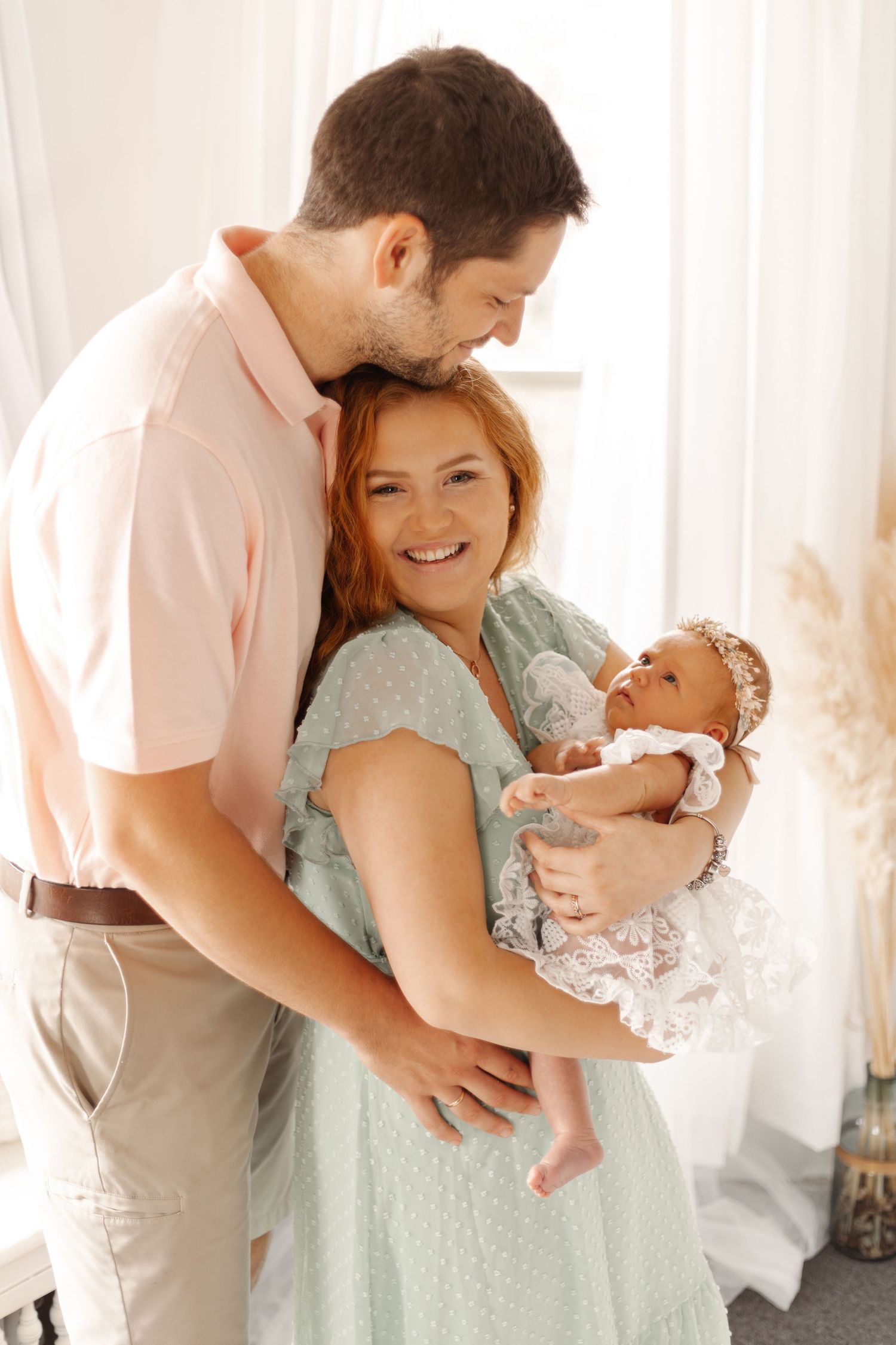 Luxury maternity photography in Chicago & suburbs featuring timeless studio and lifestyle portraits of expecting mothers.