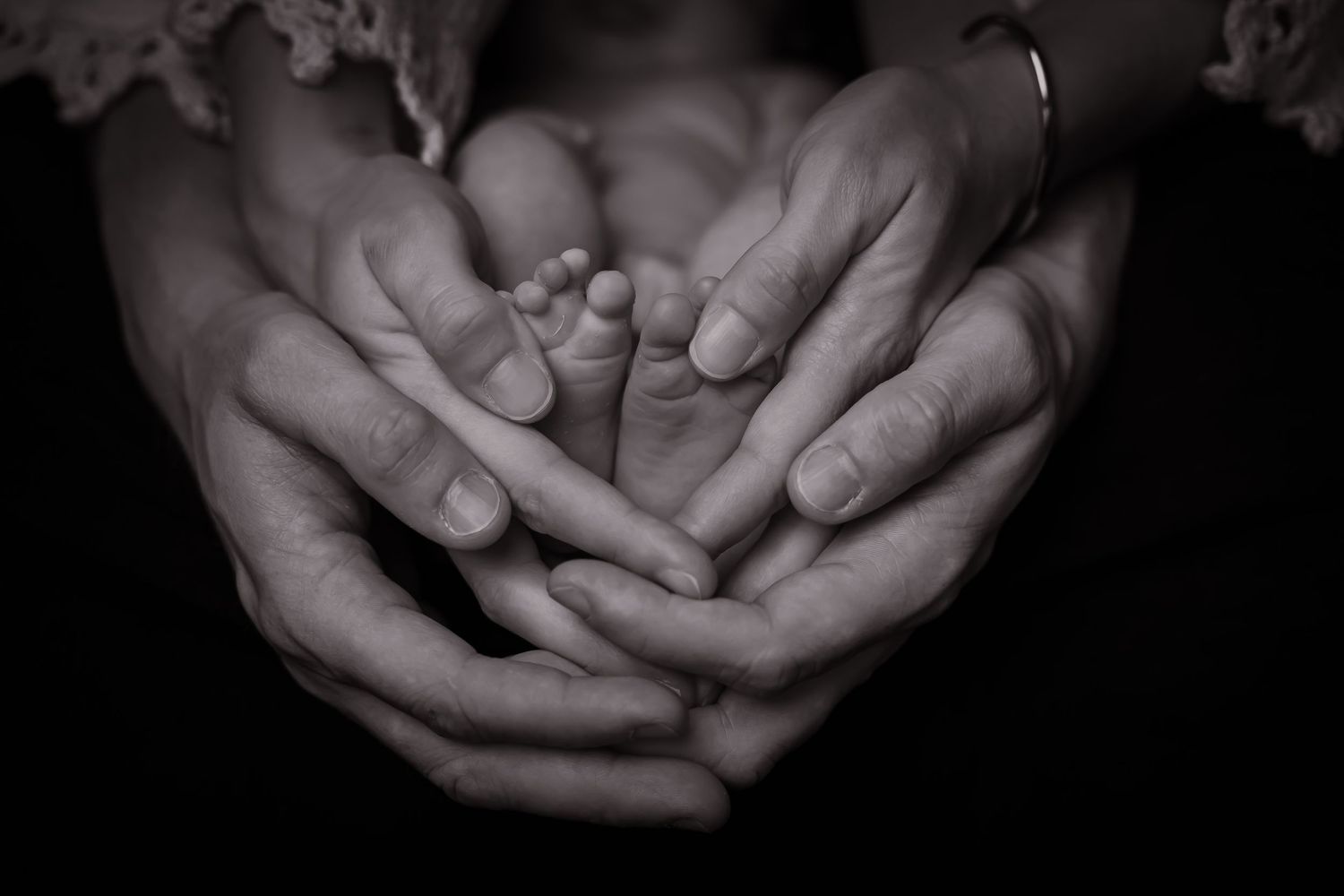 Newbornfotoshoot, newborn fotografie, close-up babyfoto's, beste babyfotograaf Limburg, studiofotoshoot newborn, newbornfoto's Limburg.
