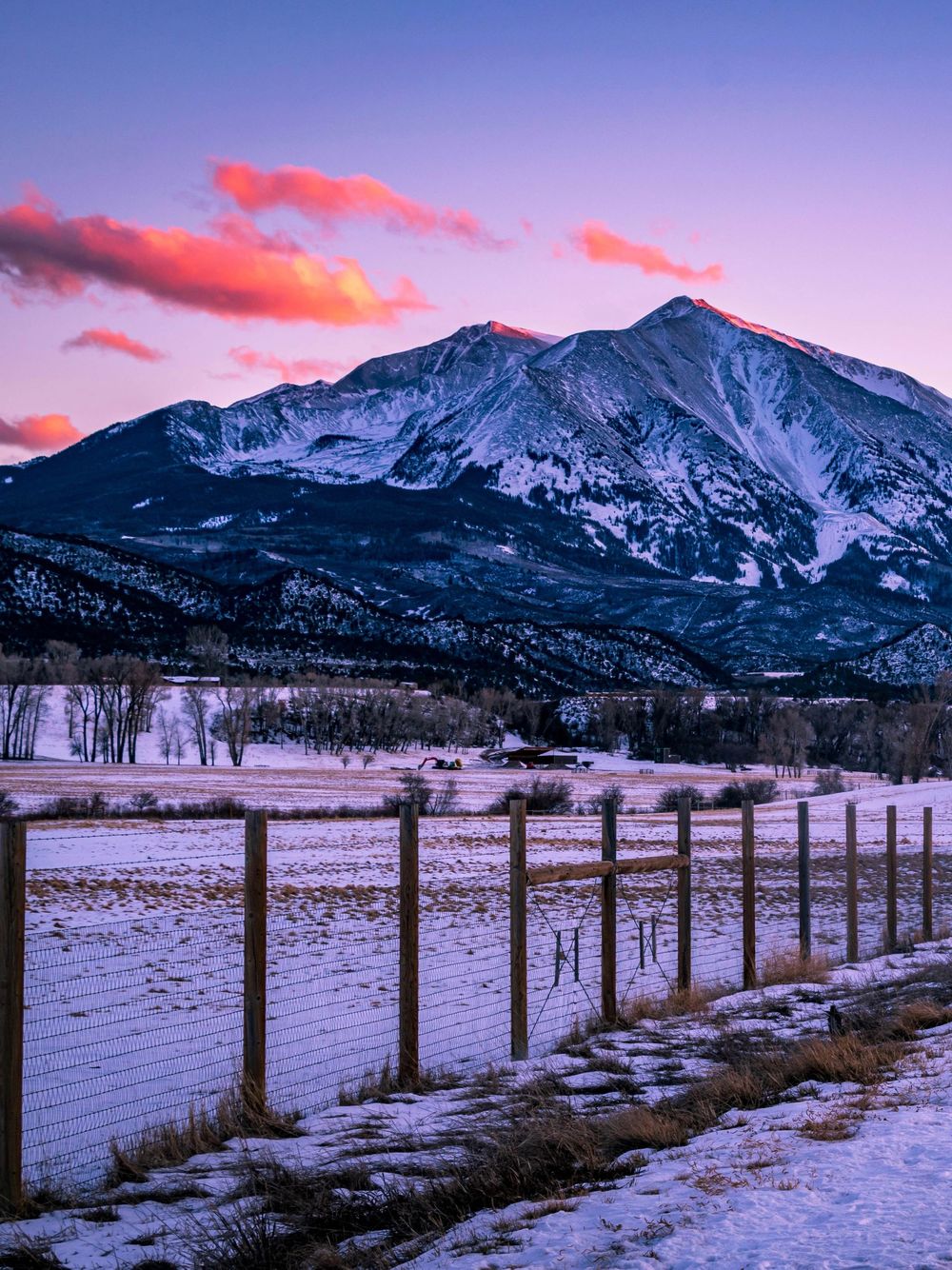 Sunset shot of pink clouds over Mount Sopris by Denver Hospitality, Travel & Tourism photographer Captain Colorado Photography.