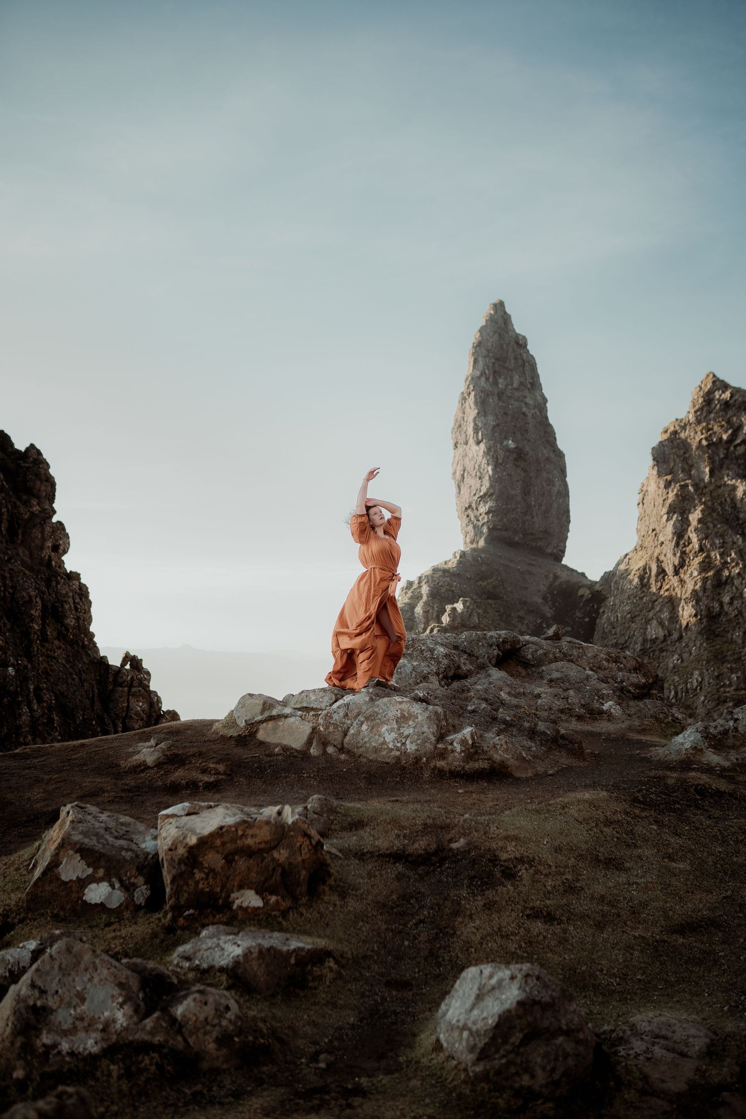 fotoshoot-vrouw-schotland-isleofskye-oldmanofstorr-thestorr
