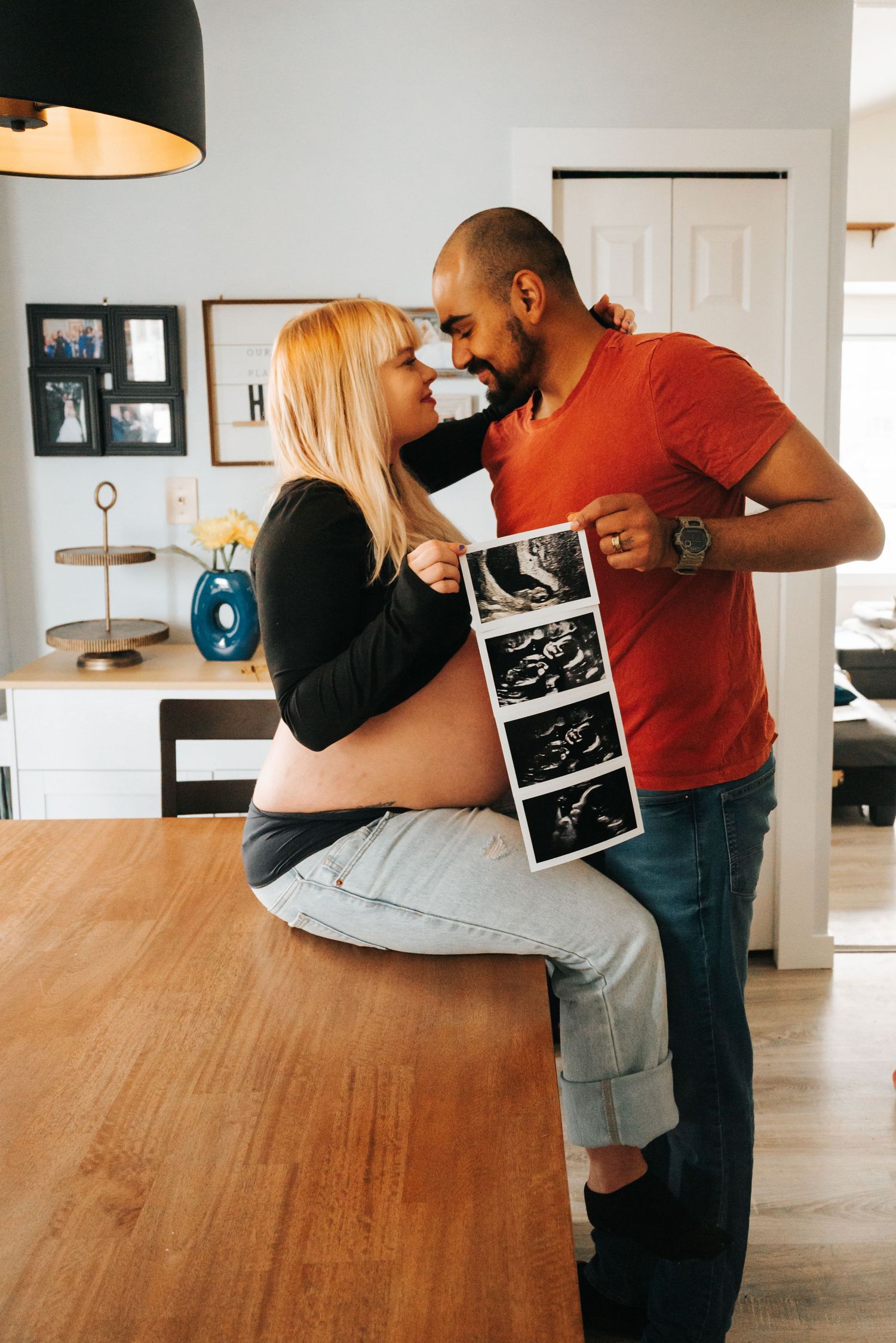 Edmonton Maternity Photographer / Edmonton Photographer / Award Winning Photographer / Published Photographer
