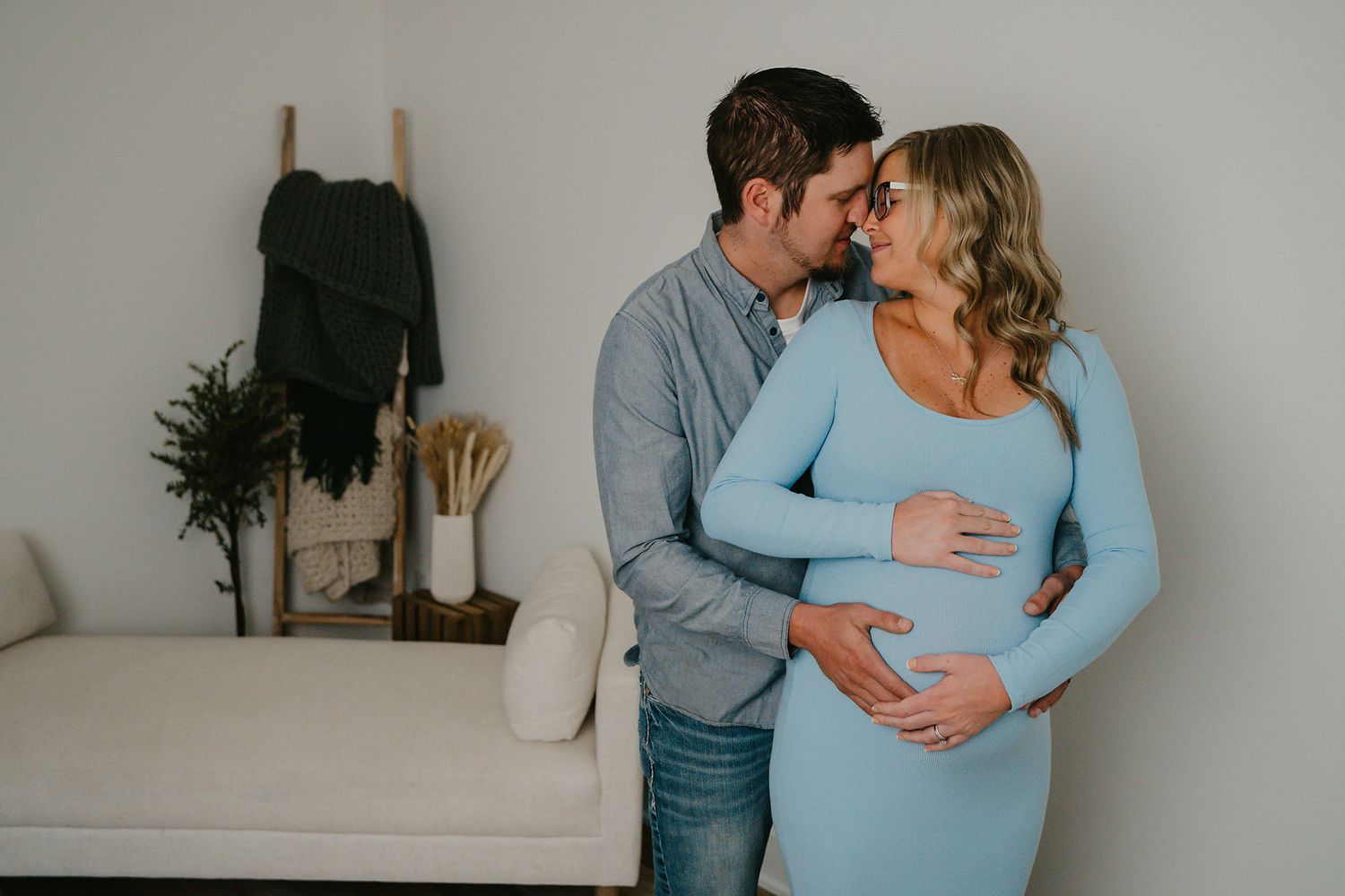 Maternity, mom and dad, studio, lifestyle, Michigan