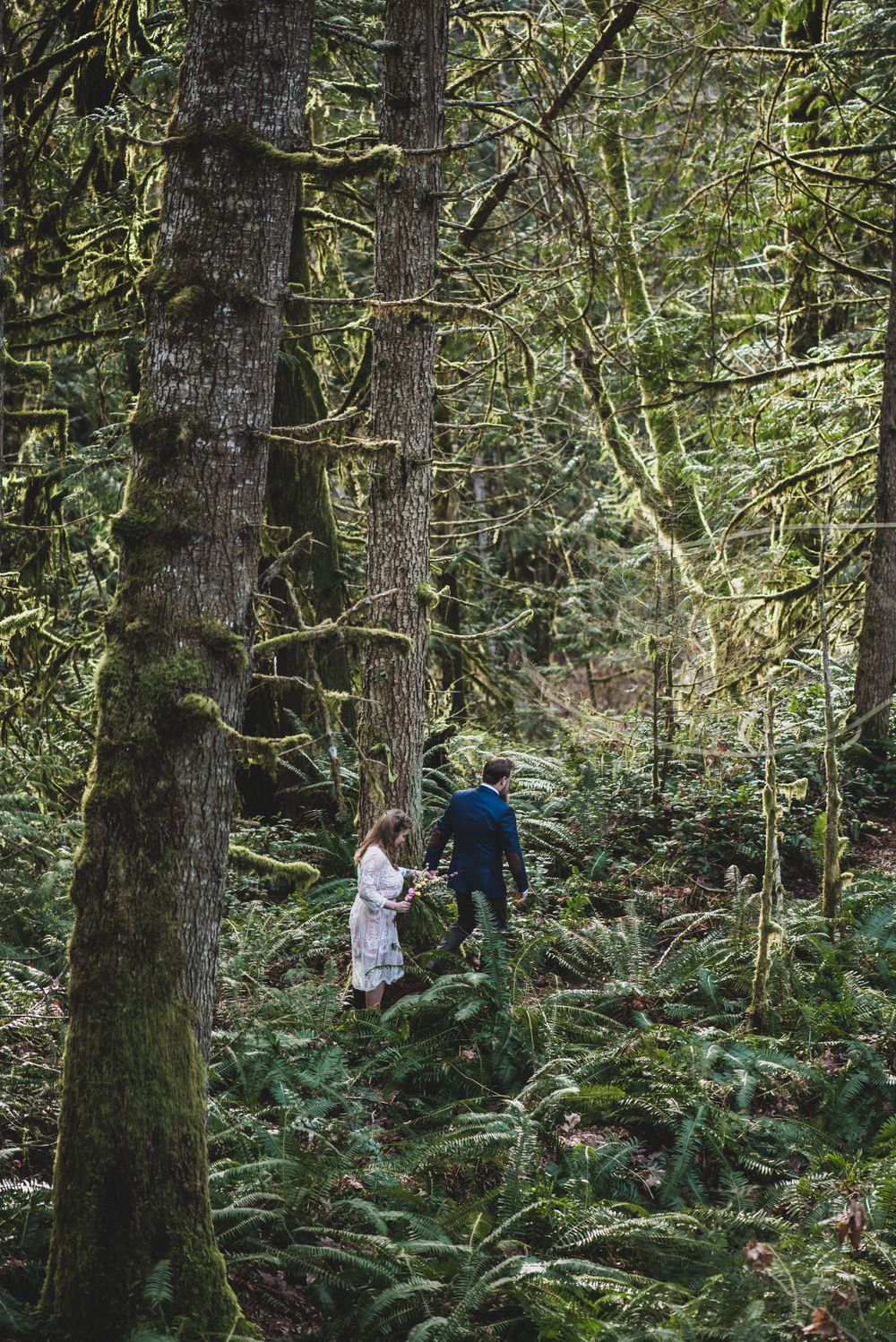 forest elopement, Vancouver Island elopement photographer