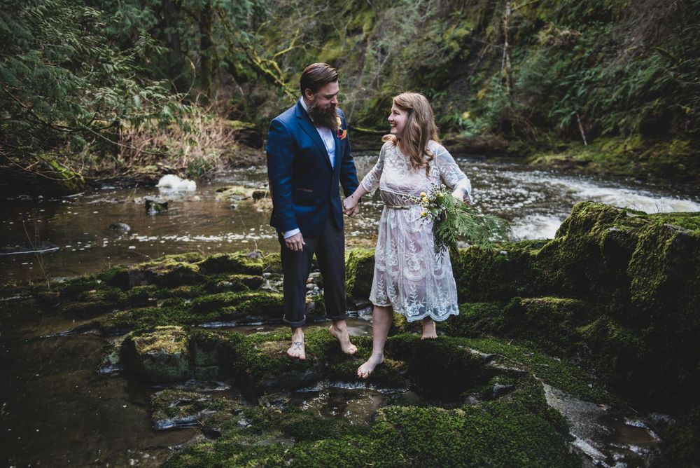 forest elopement, Vancouver Island elopement photographer