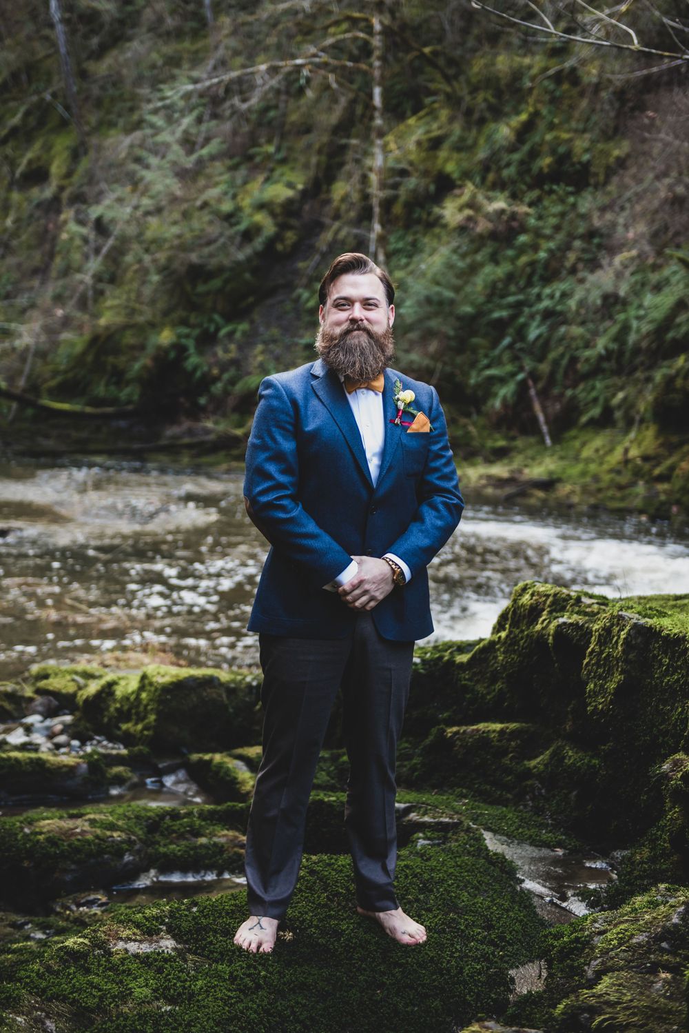 forest elopement, Vancouver Island elopement photographer