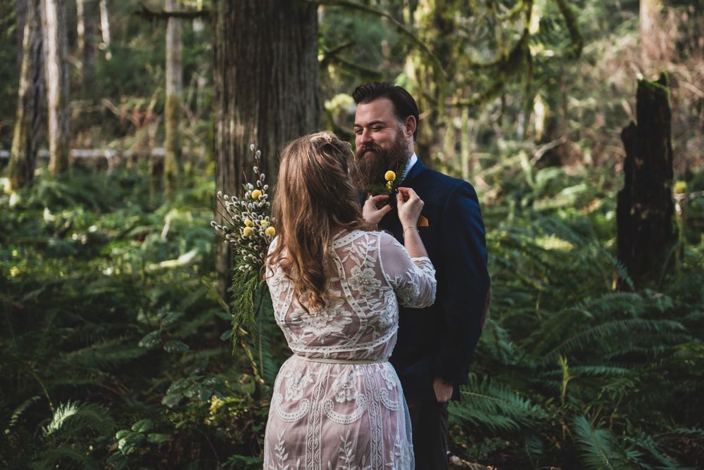 forest elopement, Vancouver Island elopement photographer