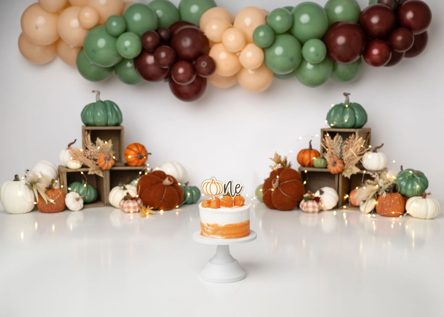 Fall themed cake smash.