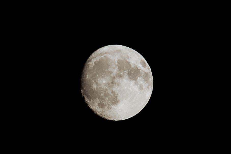 Moon photography astrophotography Moncton New Brunswick photographer