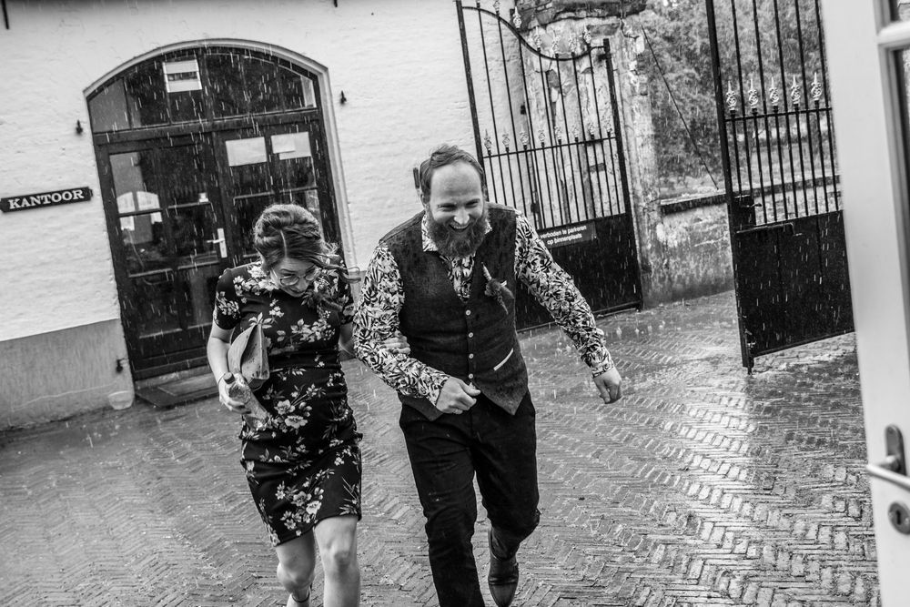 Trouwen in Ewijk bij Slot Doddendael door Gerard van Roekel