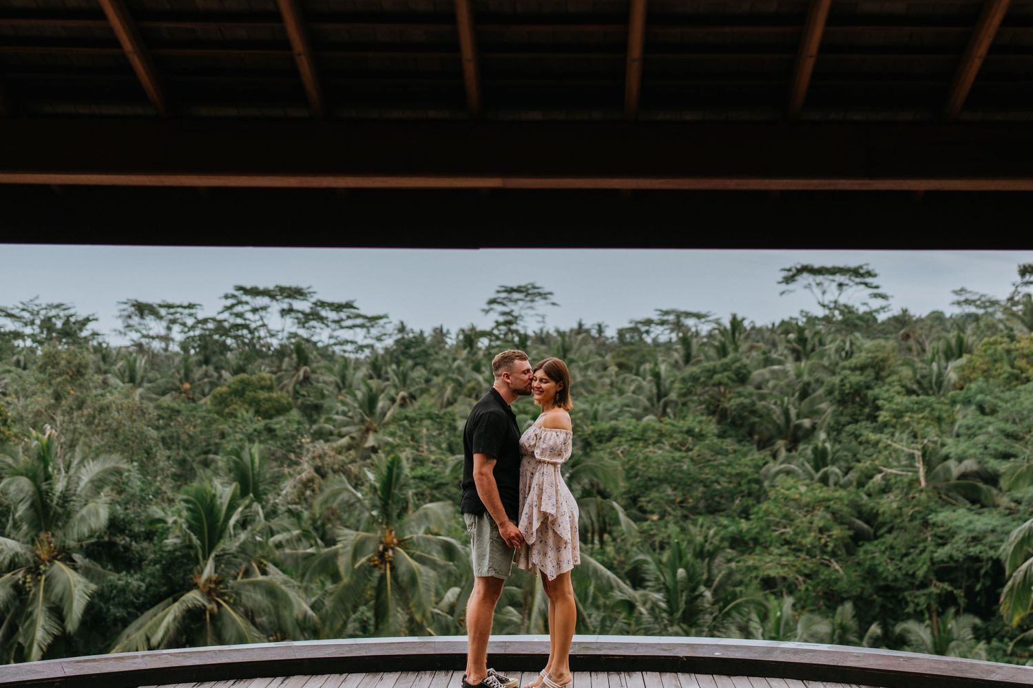 Bali couple photography services with natural greenery background at Ubud