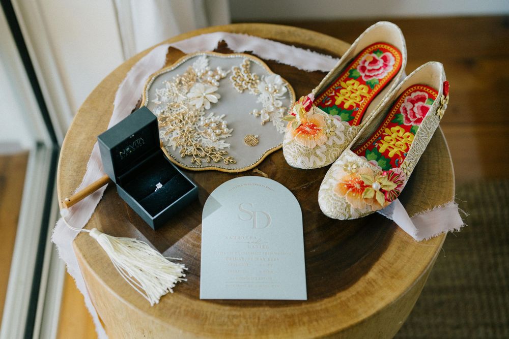 "Sunshine Coast wedding photographer: tea ceremony at Summergrove Estate"