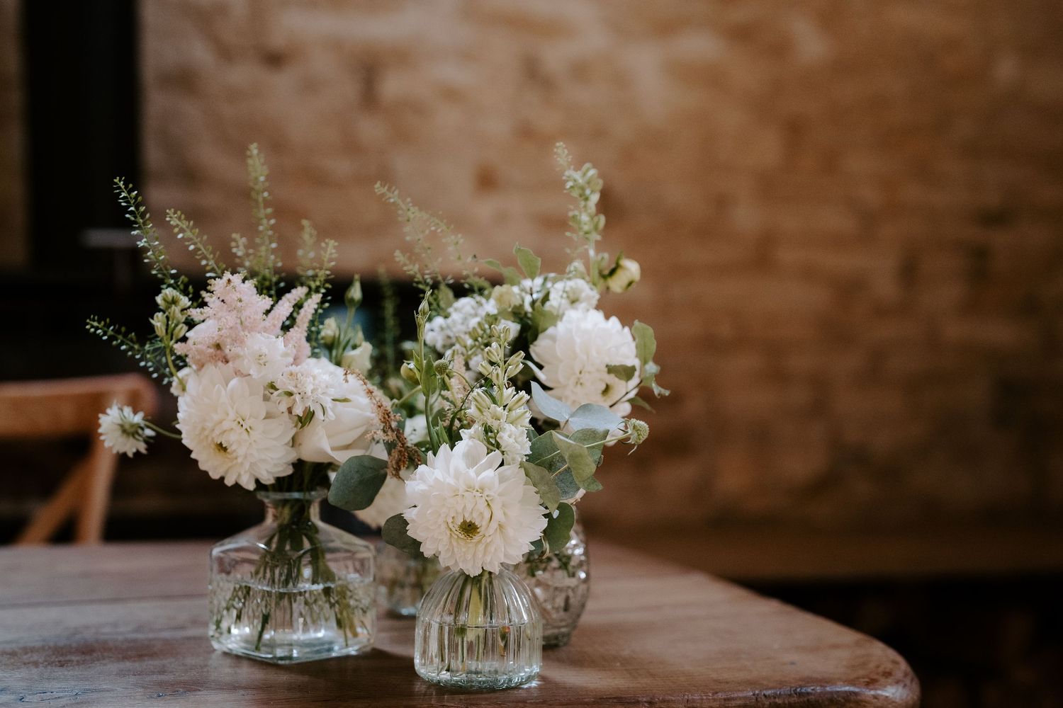 wedding flowers in ceremony at yardspace old gore in cirencester
