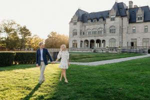 RI engagement photographer, Newport engagement photos, Wedding photographers in Rhode Island. Cliff Walk, Newport, RI