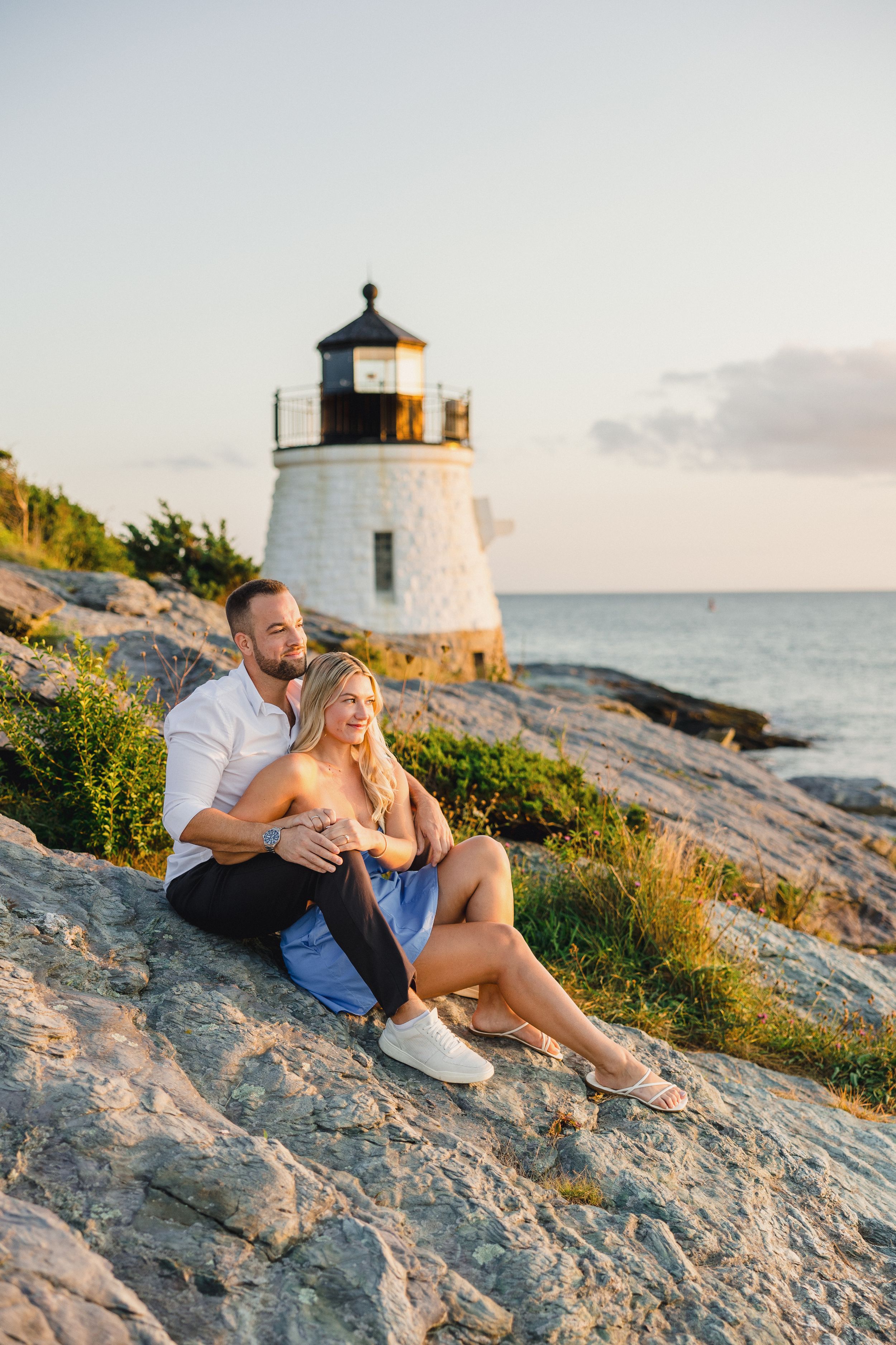 Lighthouse engagement photo,RI engagement photographer, Newport engagement photos, Wedding photographers in Rhode Castle Hill, Newport, RI