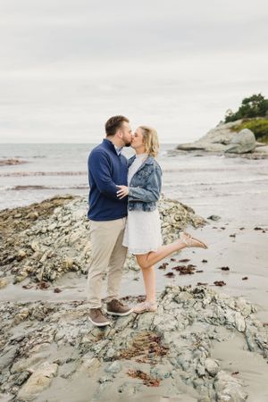 RI engagement photographer, Newport engagement photos, Wedding photographers in Rhode Island,  Second Beach, Newport and Middletown, RI