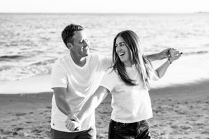 RI engagement photographer, Newport engagement photos, Wedding photographers in Rhode Island. Engagement Session Narragansett, RI