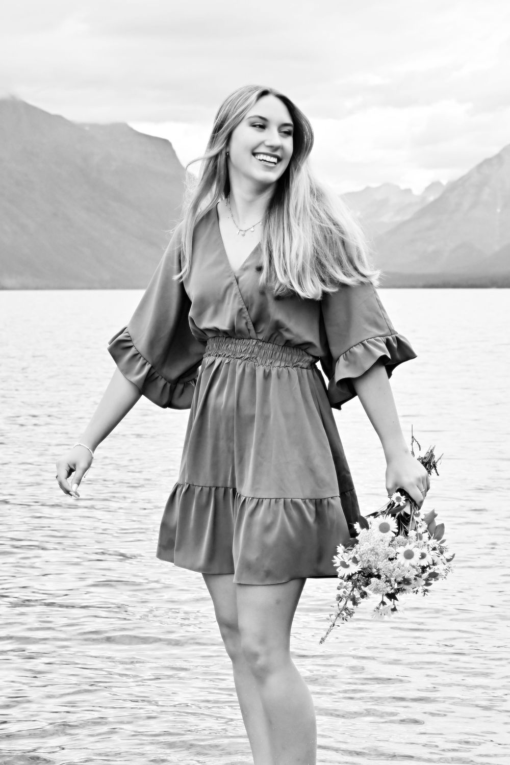Senior portraits Glacier National Park
Senior Pictures 
Montana
Lake McDonald