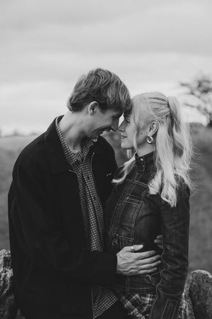 Cotswolds proposal photographer capturing a surprise engagement.