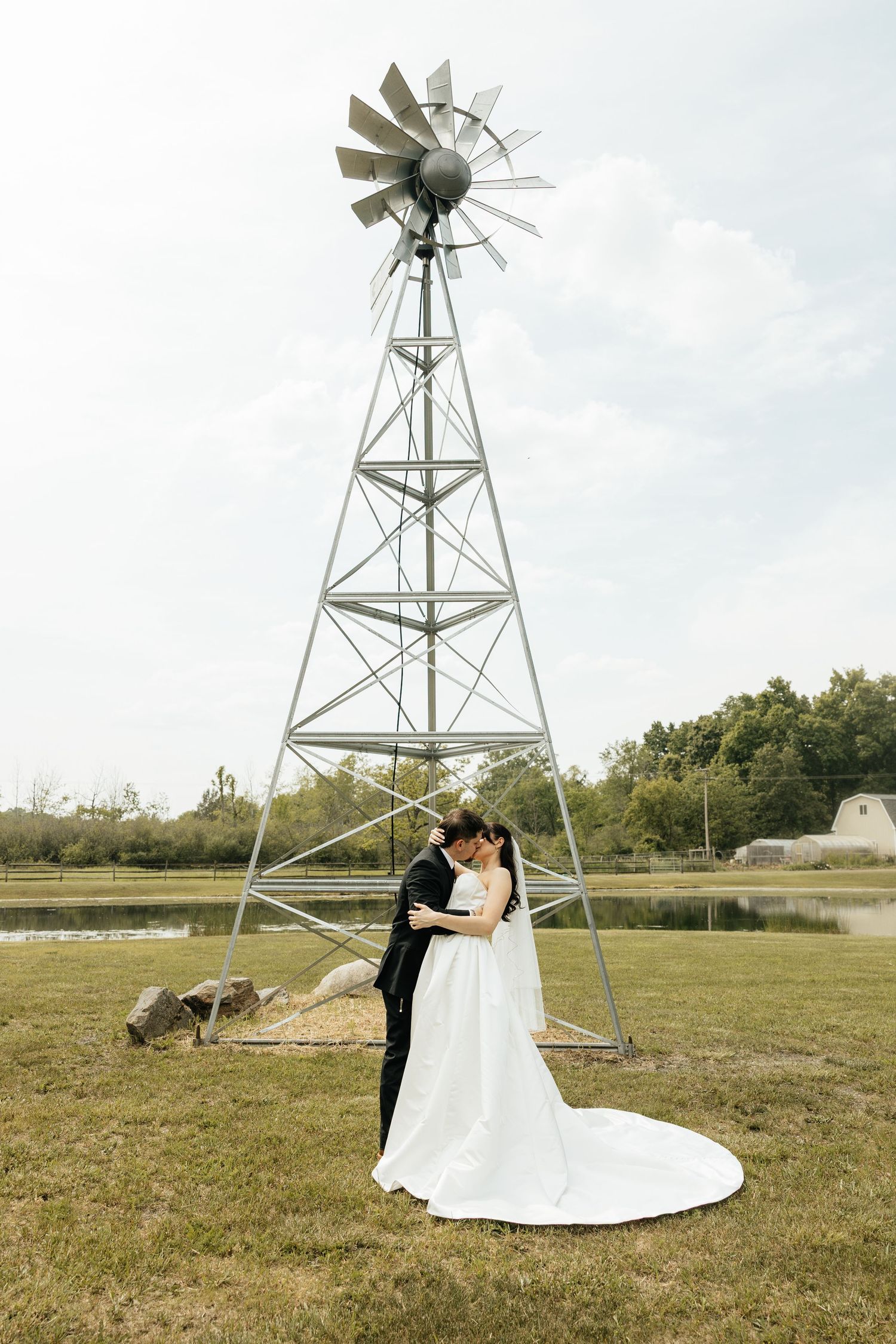 Michigan Wedding Photos, Michigan outdoor wedding, Jacksonville Wedding Photographer, Traveling Wedding Photographer - Lindsay McDow Photo