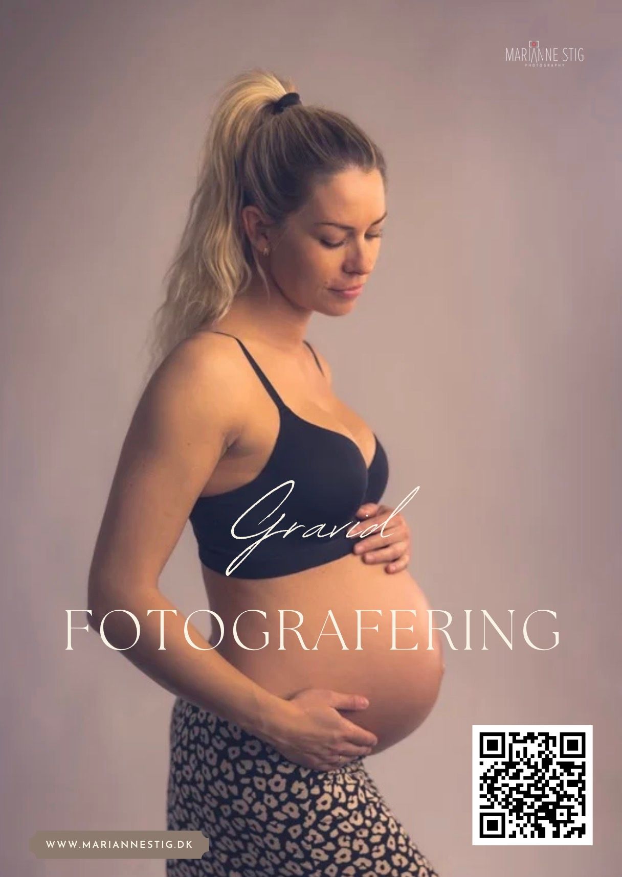 Pregnant woman in black bra holding baby bump, gravidfotografering maternity photography promotional poster by Marianne Stig.