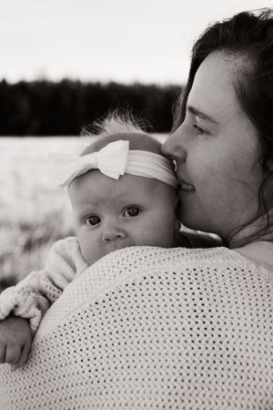 christchurch photographer capturing natural motherhood moments at mcleans island