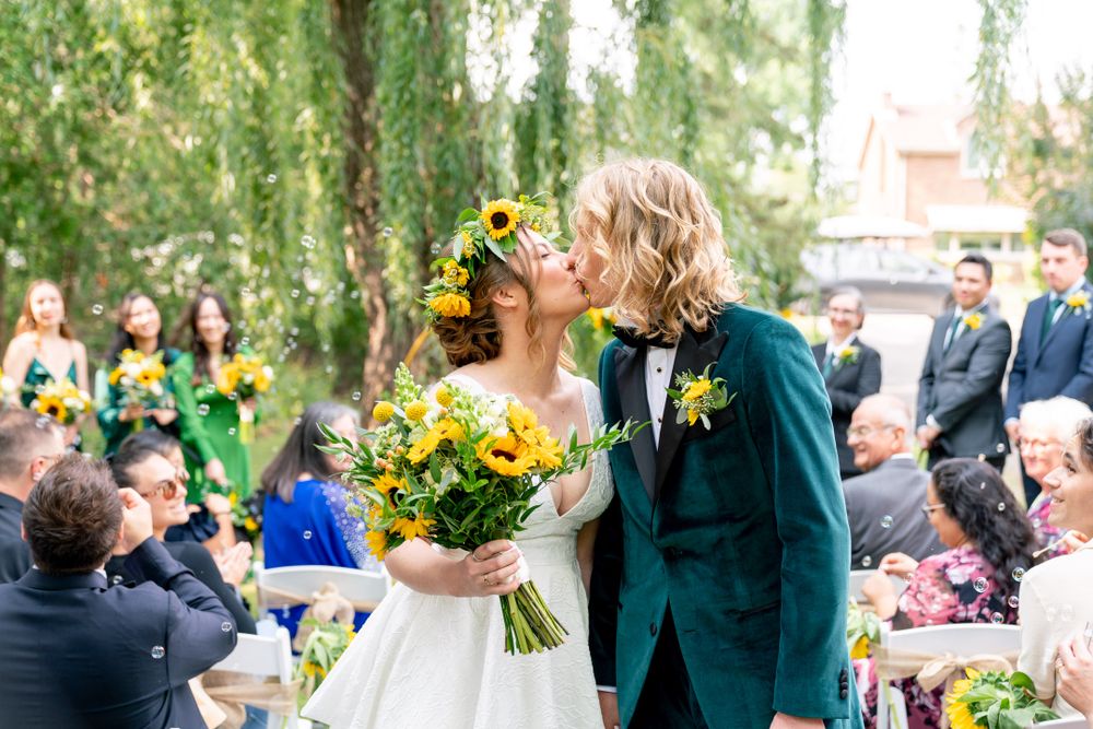 sunflower theme wedding photo ideas