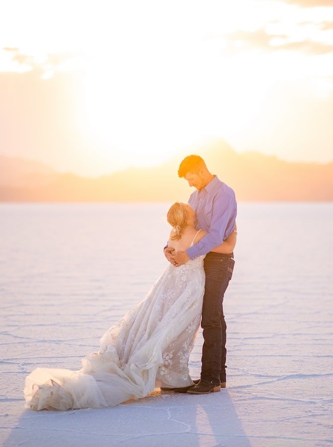 intimate elopement at the salt flats