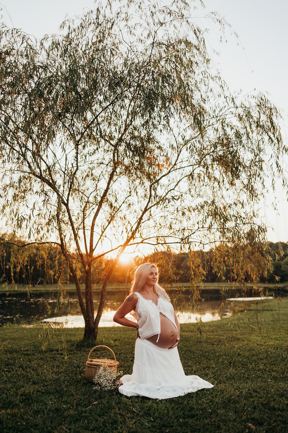 Georgia Maternity Photo Session at sunset.