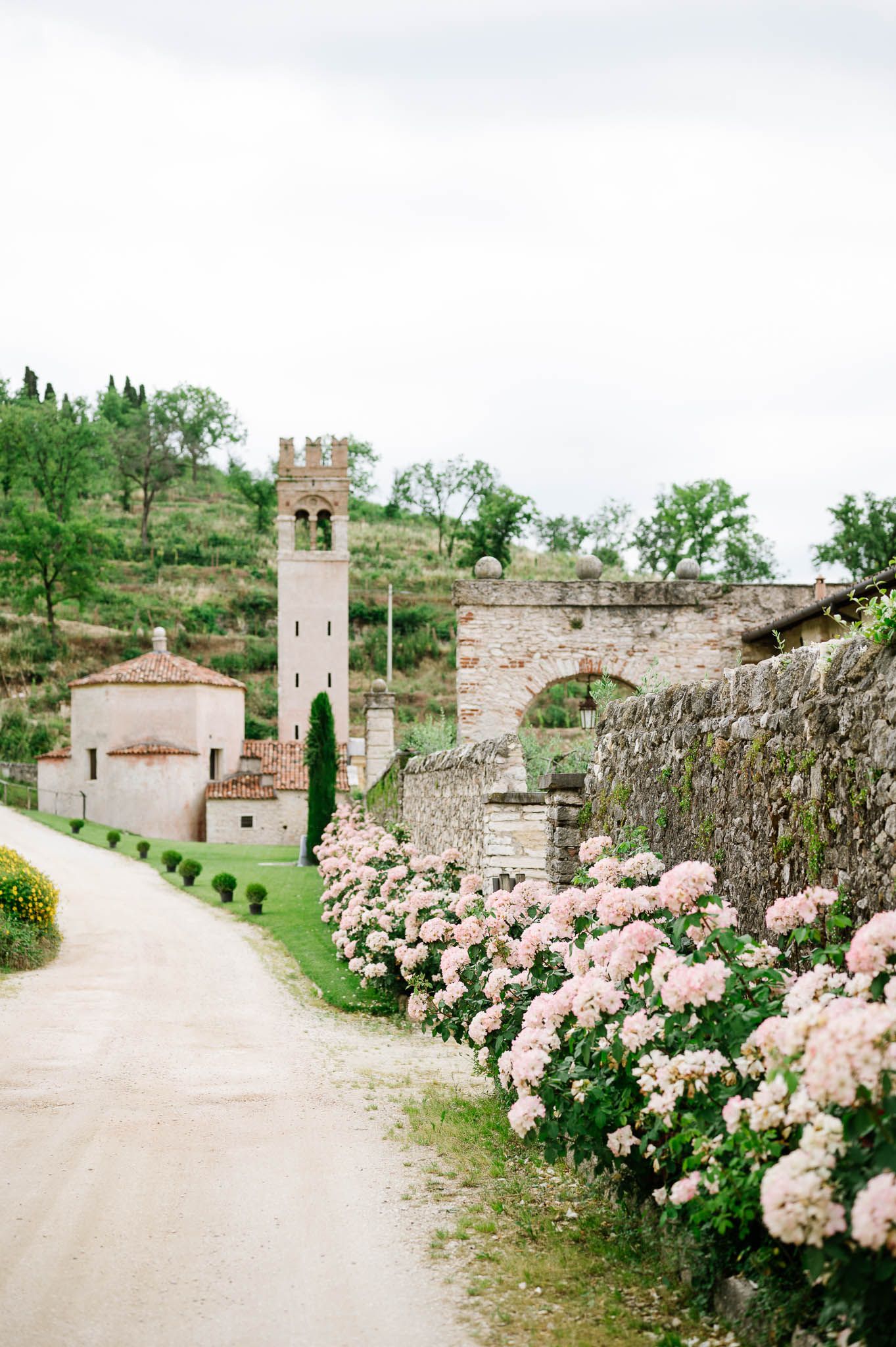 Wonderful wedding in Valpolicella, Villa della Torre Allegrini tasting extraordinary wine and food. International wedding photographer