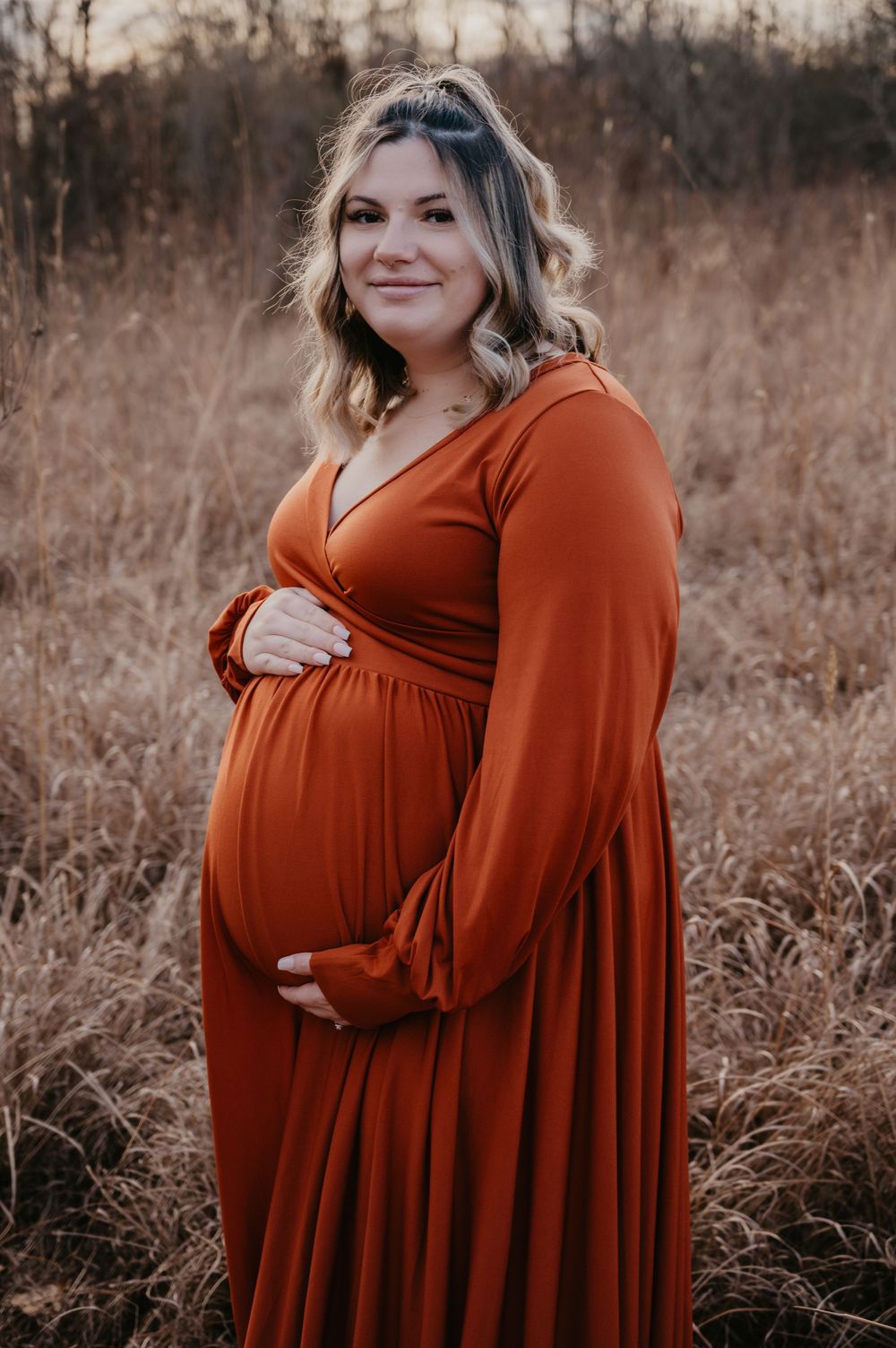 Mother-to-be during outdoor photo session
