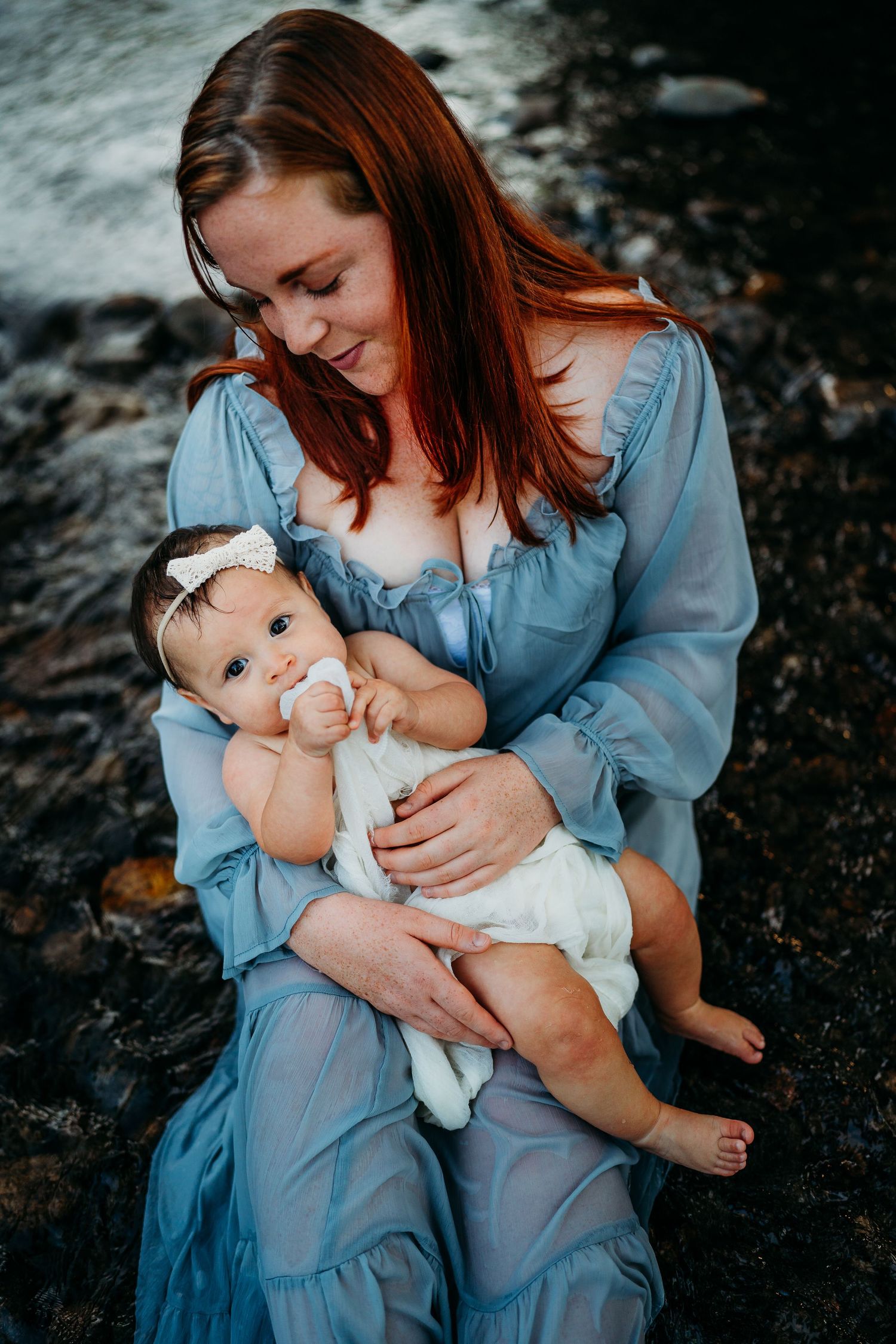Mommy & Me Photographer based in Centennial Colorado. Denver Colorado photographer for maternity, newborn, baby milestones & Family