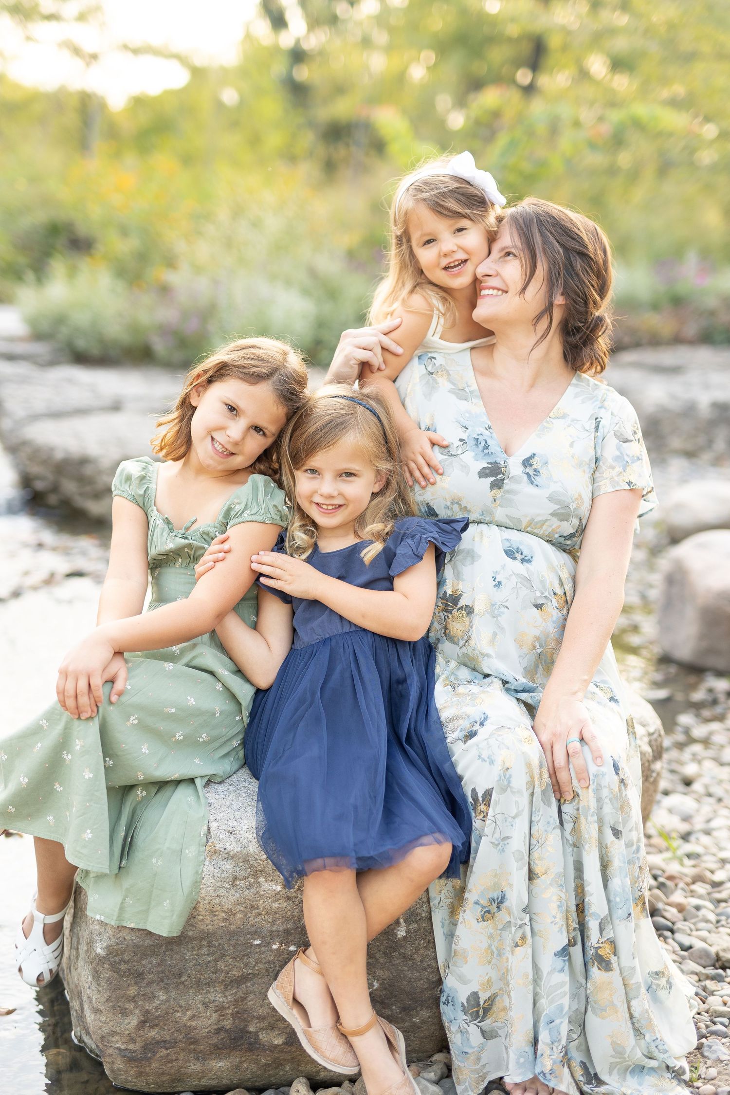 Maternity session at Forest Park in St. Louis, MO