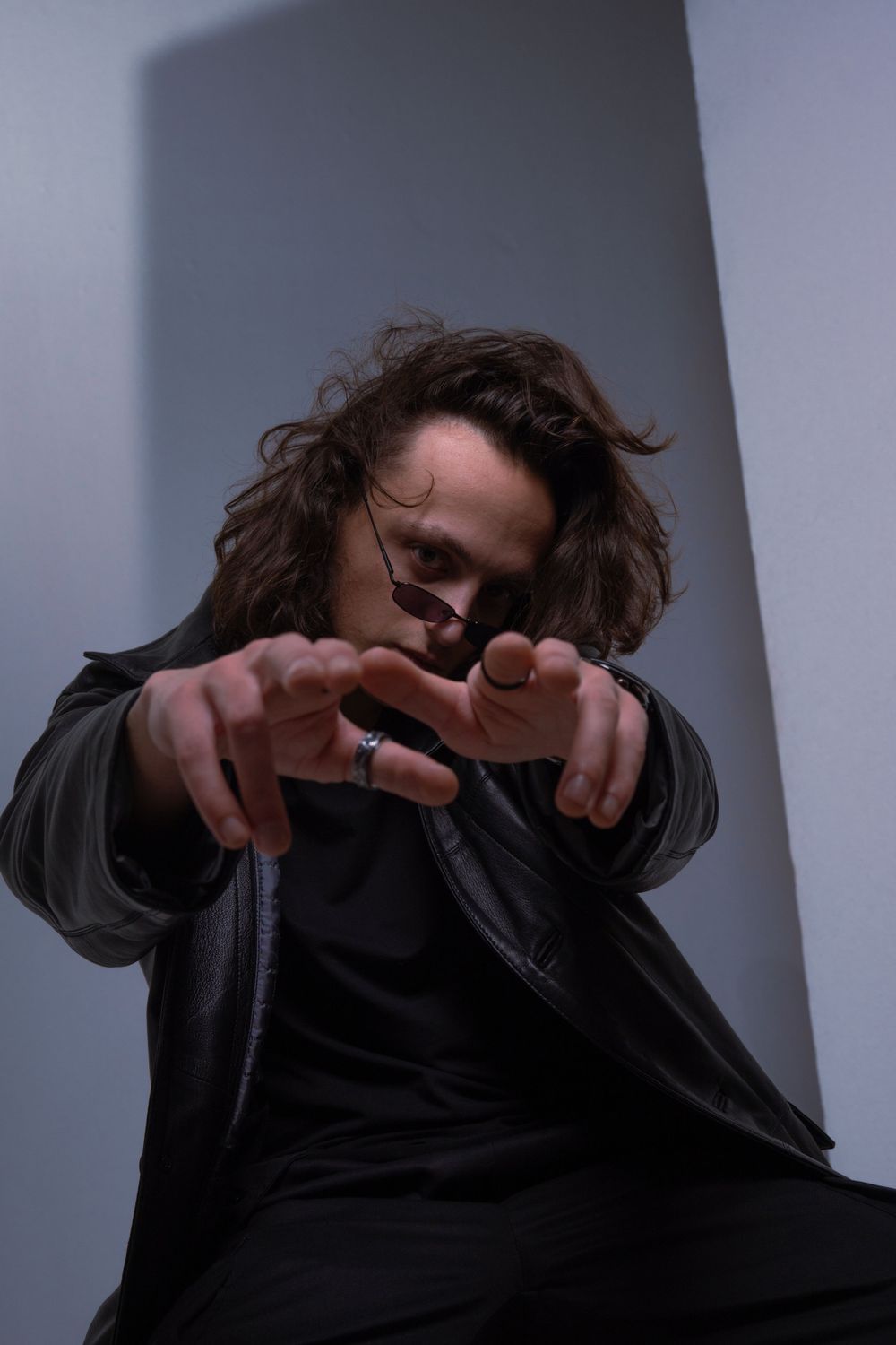 Photographie mode / portrait en studio sur paris lors de l'évènement Icastt mettant en avant le modèle.