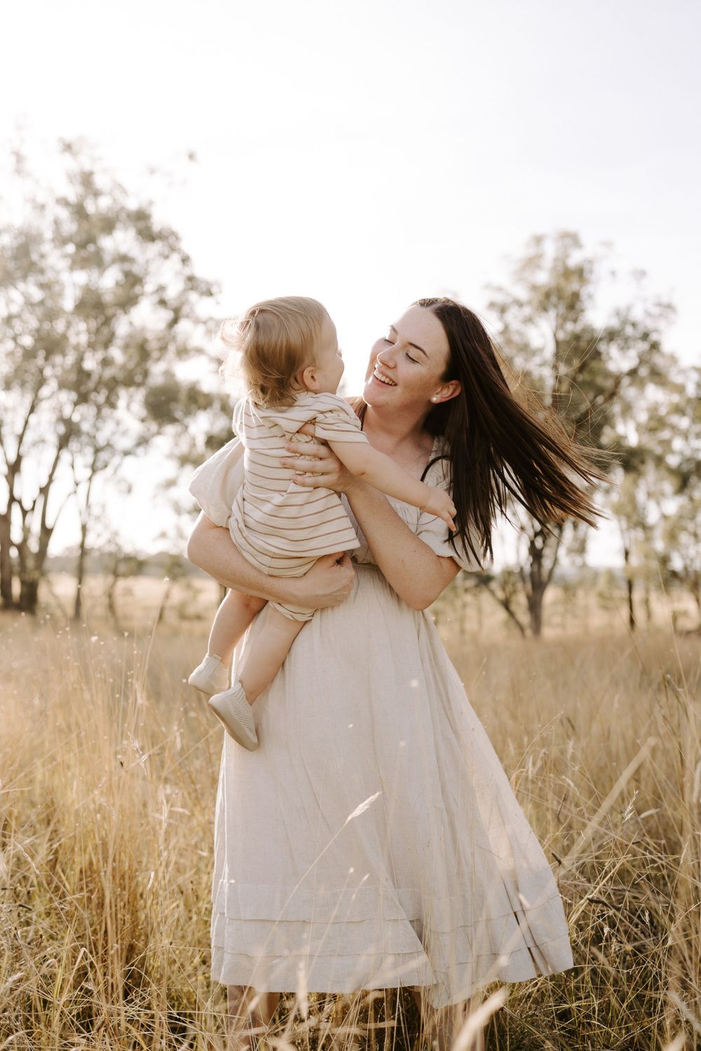 Outdoor Inverell maternity photography