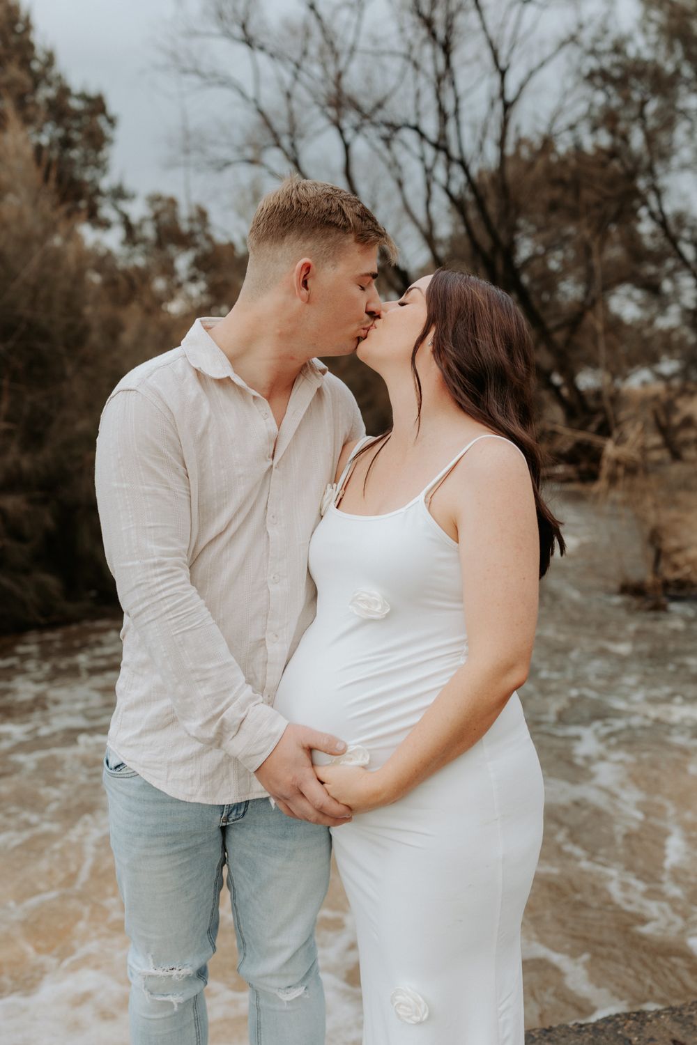 Outdoor Inverell maternity photography