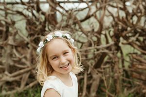 Melissa Stuer Photography Moederschapsfotograaf Moerbeke Oost-Vlaanderen
kinderfotografie eerste communie meisje verbeke foundation