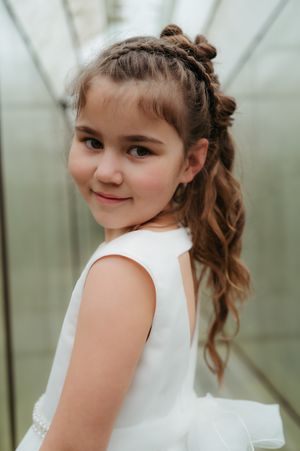 Eerste communie meisje melissa stuer photography communieshoot communiefoto communiefotograaf Close up foto communicant
