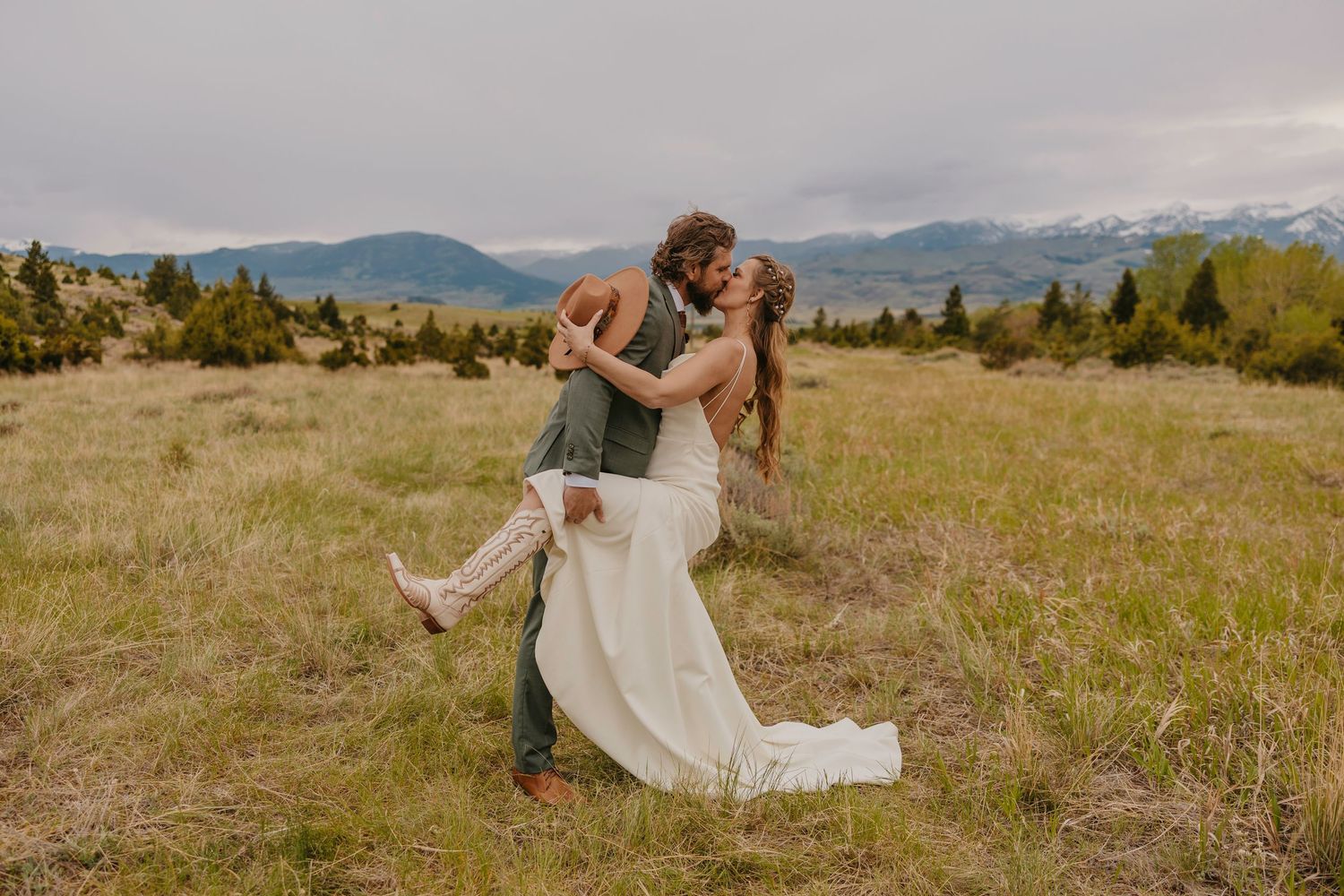 A paradise valley Elopement in the heart of the Mountains in Pray, Montana was Captured by a Montana Elopement Photographer.