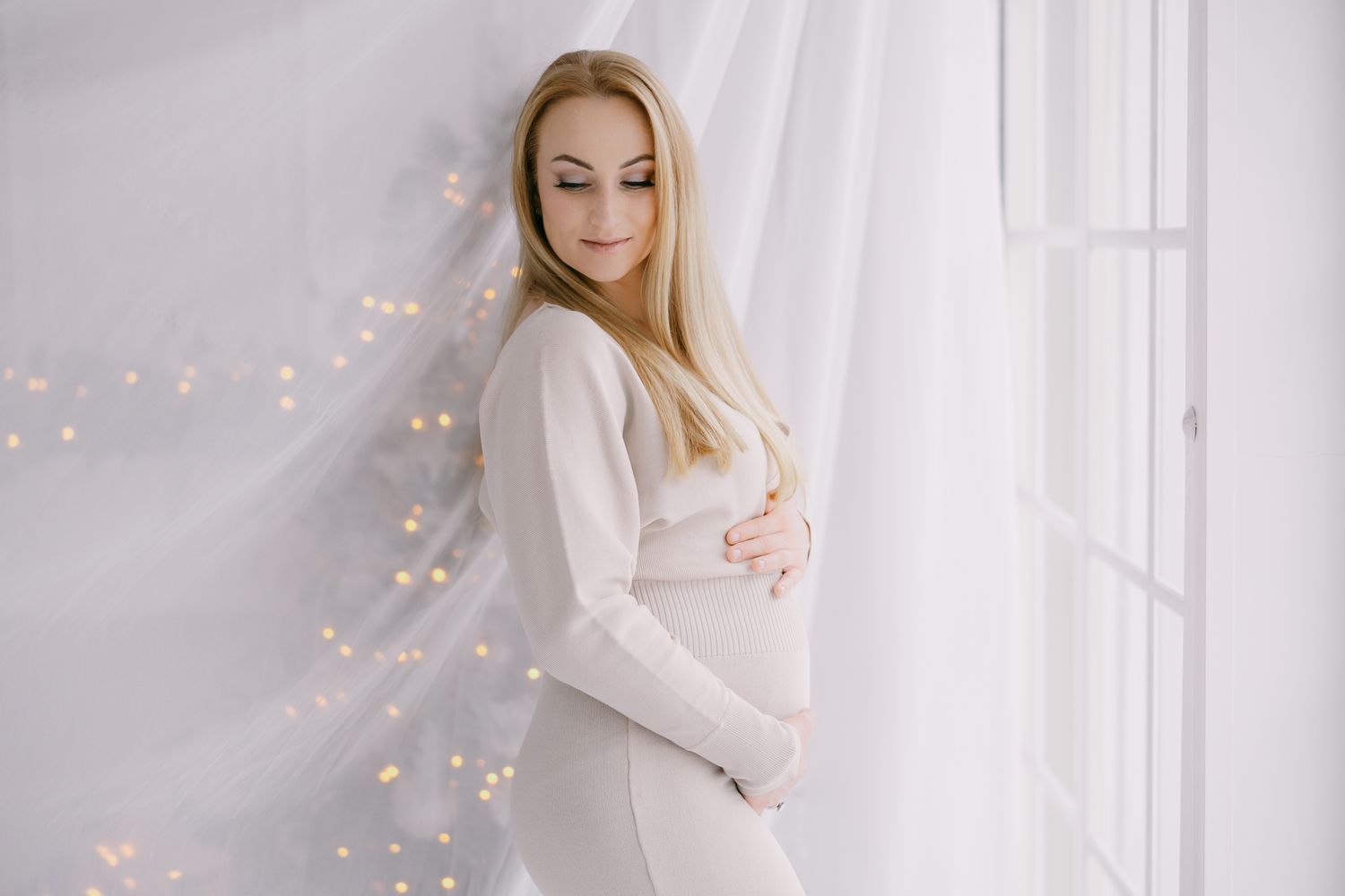 beebiootuse fotosessioon stuudios — Helen Kattai Photography Tallinn